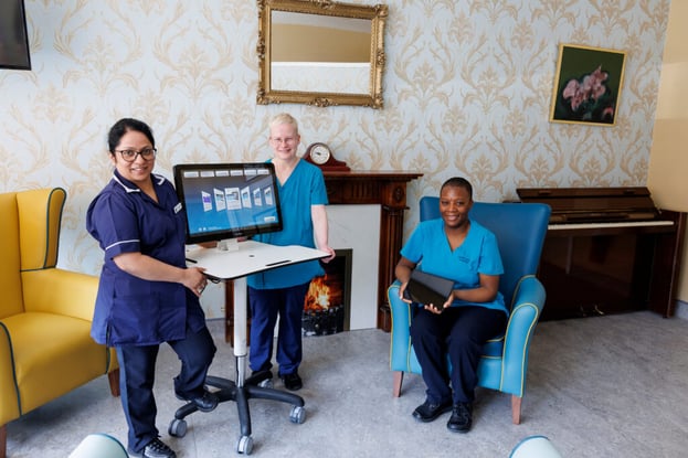 St-Annes-Dementia-Friendly-Ward-Sitting-Room-and-RITA-Tchnology-1024x683